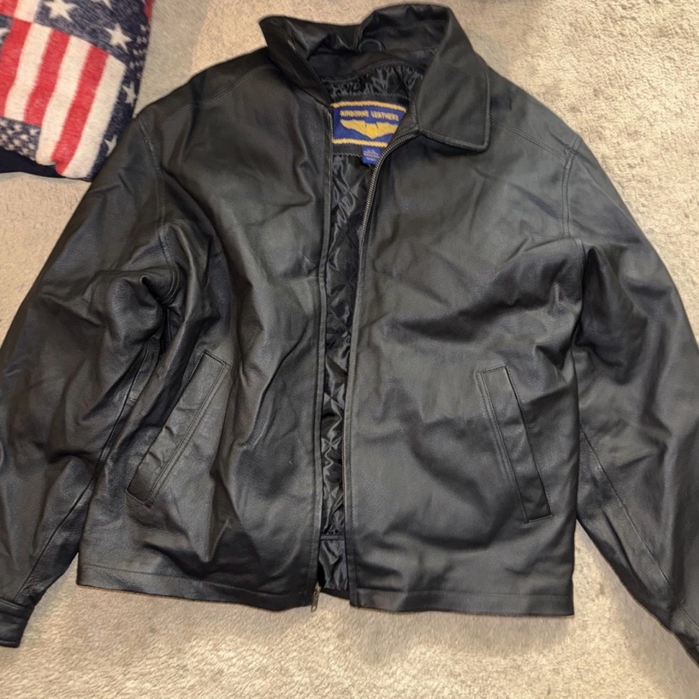 Airborne Leathers Men’s XL Black Leather Jacket - Picture 2 of 7